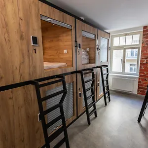 Hostel Capsule Andel Centre Spirit Prag