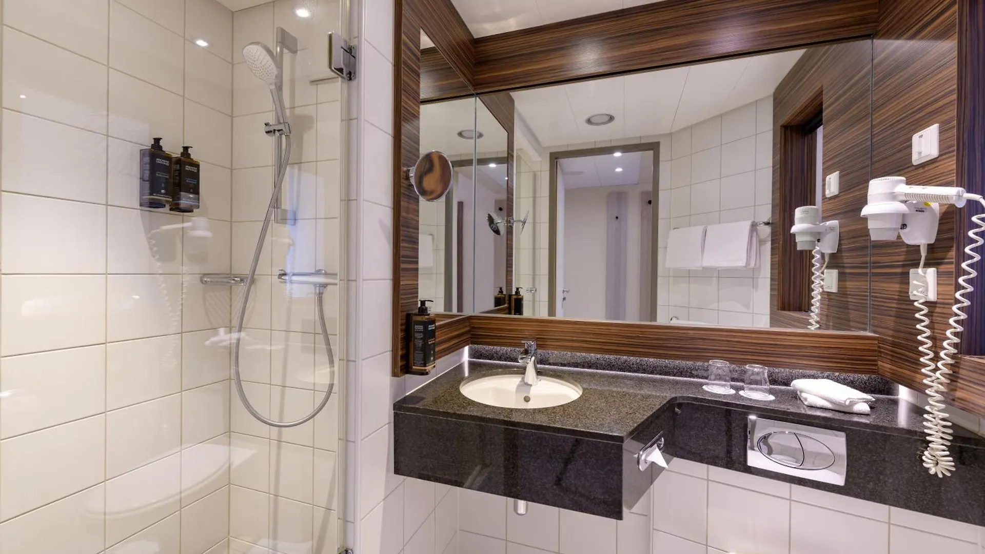 Mercure Hotel Berlin City 4*,  Deutschland