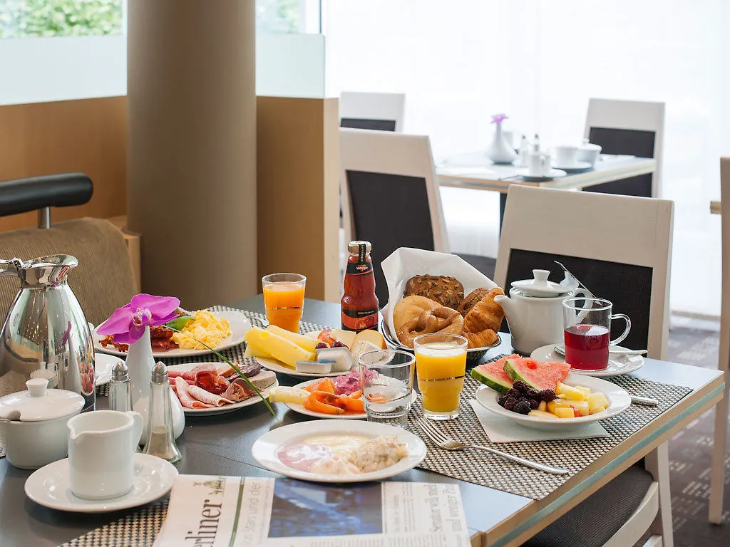 Mercure Hotel Berlin City 4*,